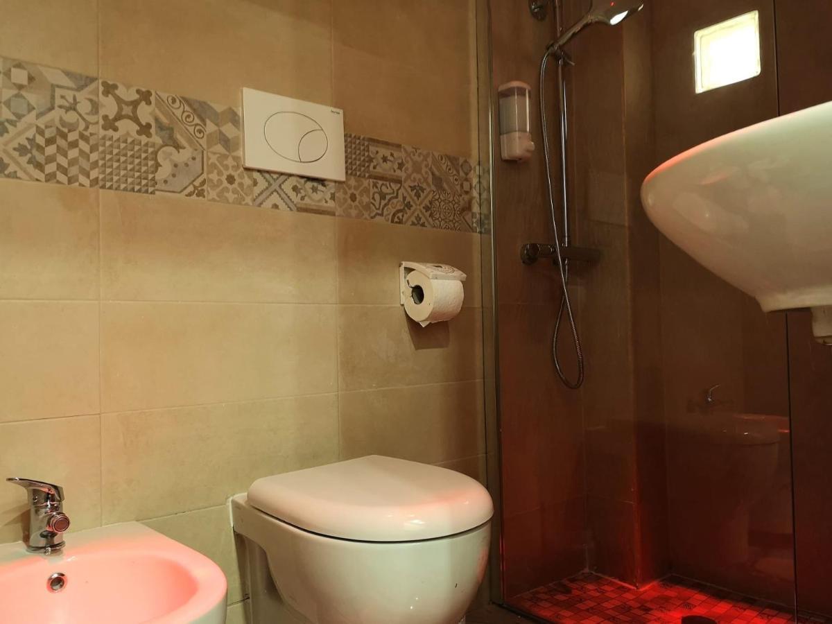 Il Faro 17 Bed & Breakfast Taranto Bagian luar foto